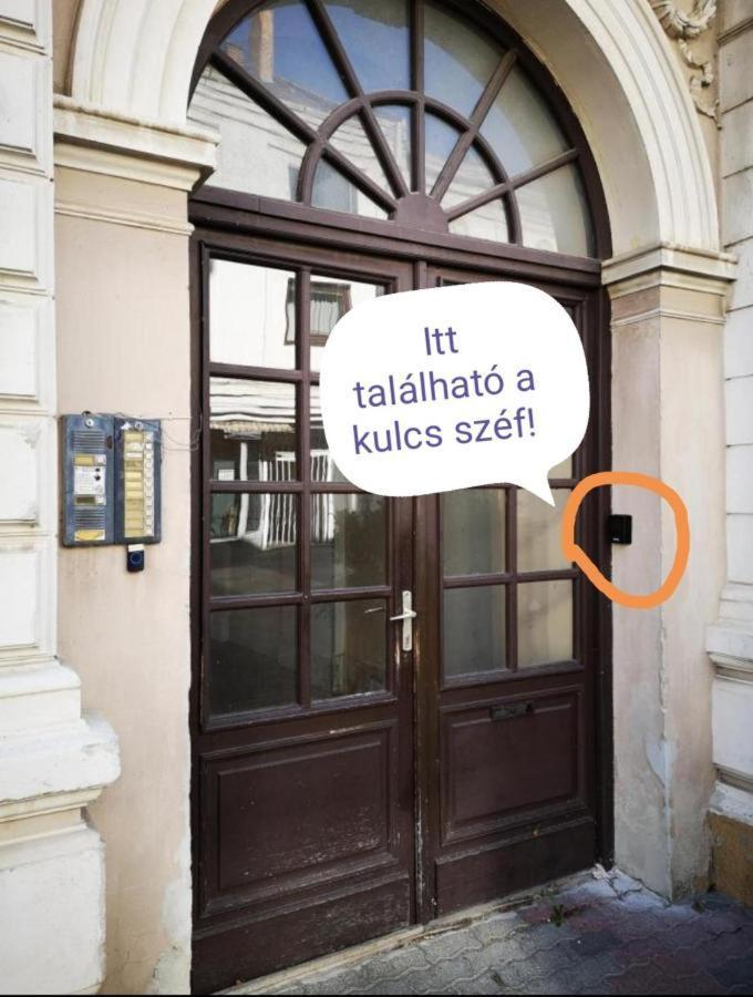 Apartament King 38-1 Apartman Pécs Zewnętrze zdjęcie